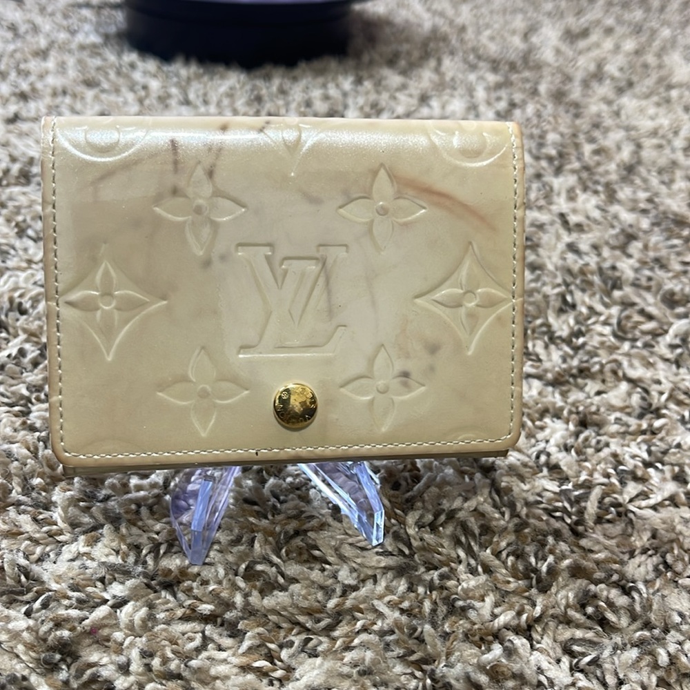 Louis Vuitton Monogram Vernis card case